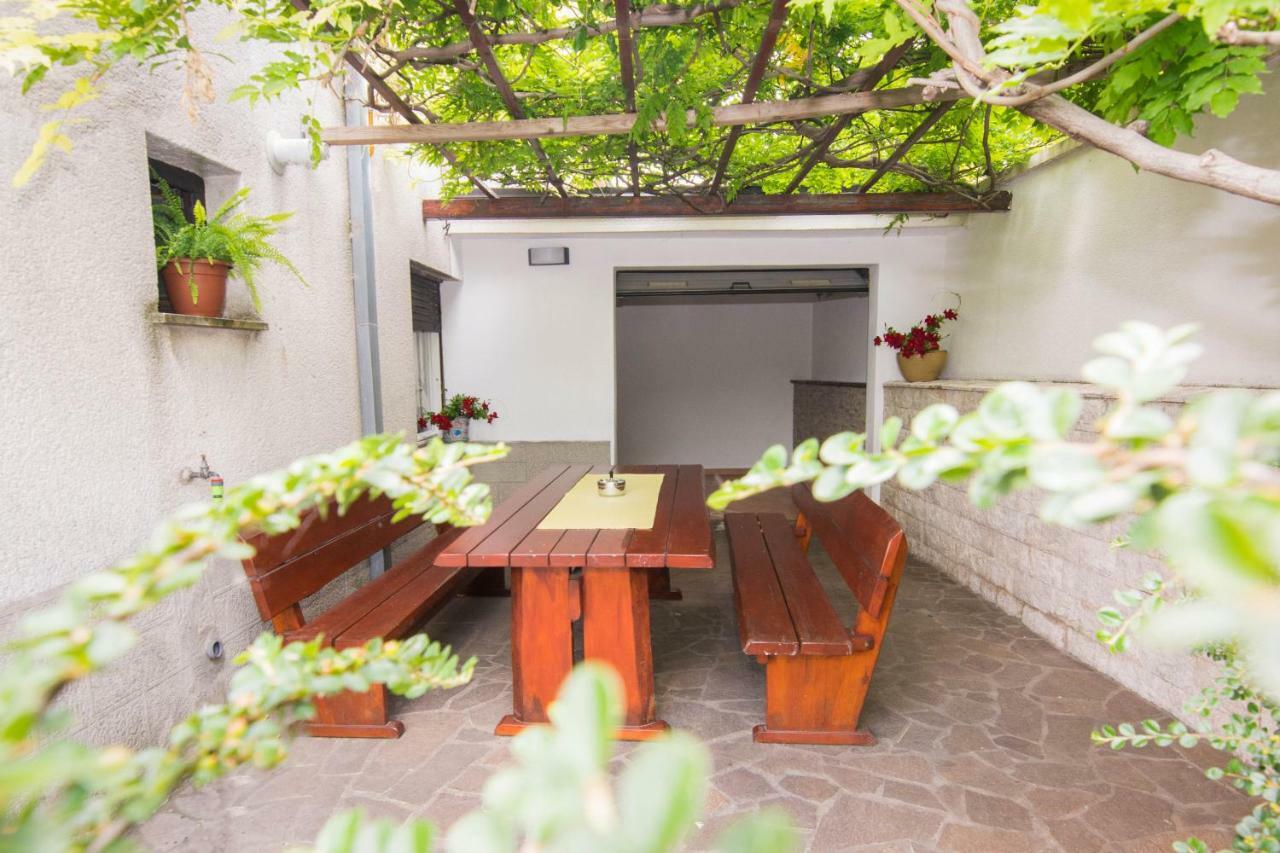 Apartment Vida - Amazing Place With Garden And Terrace Риека Экстерьер фото